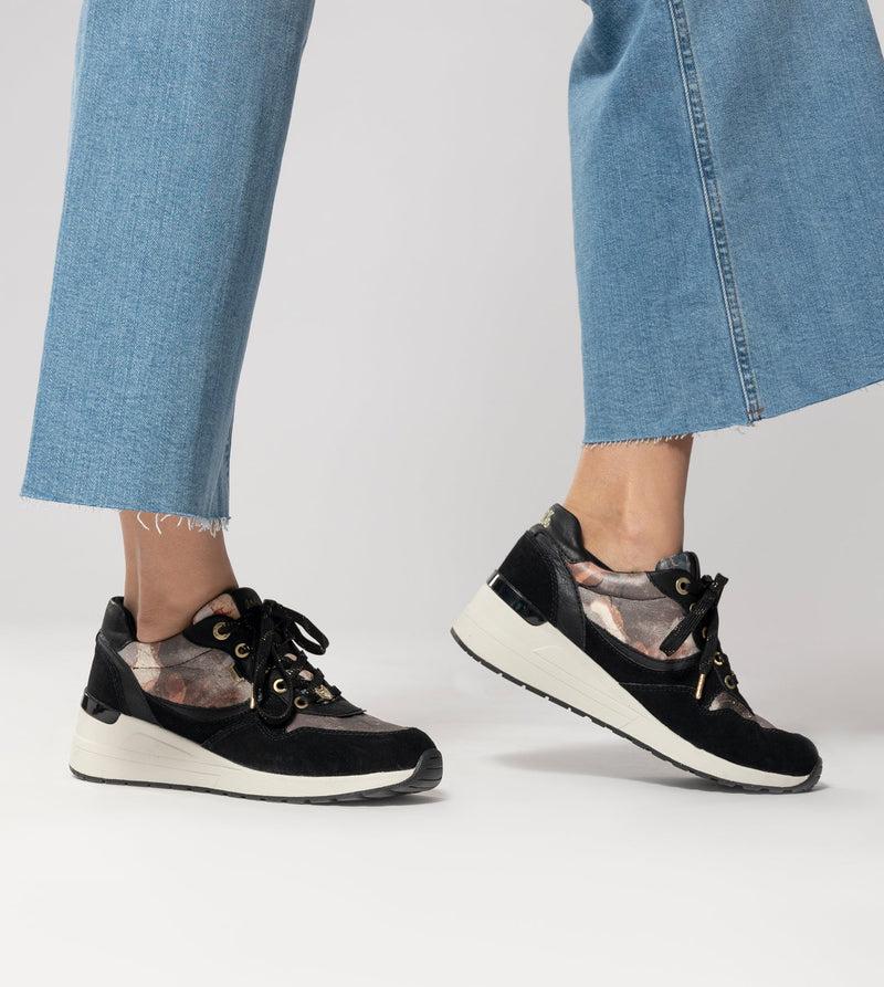 Anekke Black Padded Sports Sneakers with Wedge Rebajas