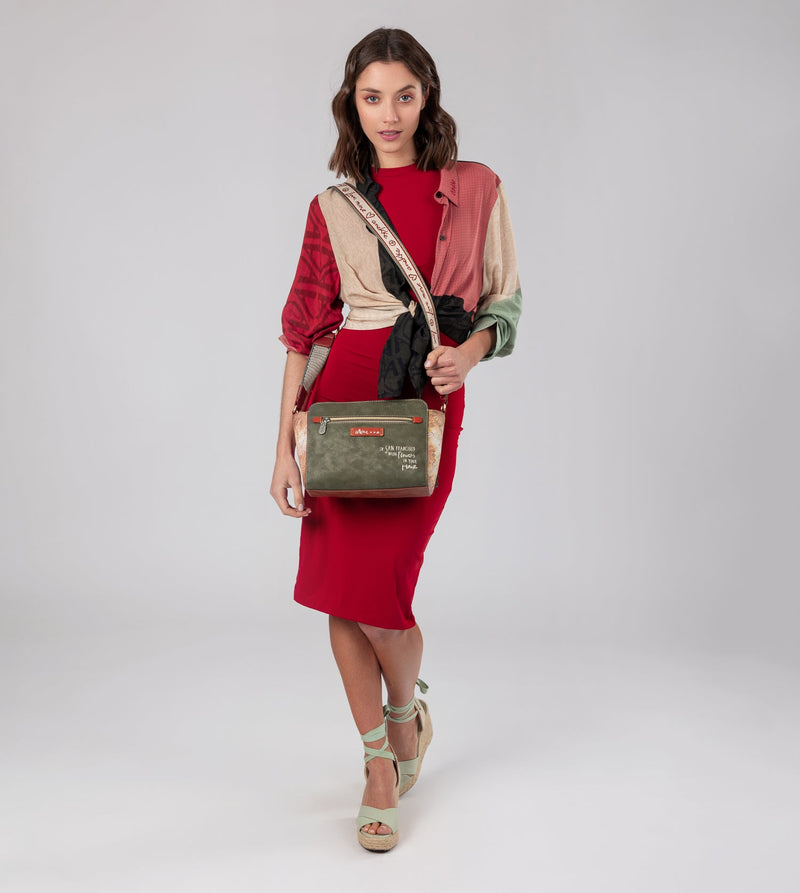 Anekke Peace & Love camel rectangular crossbody bag Libre de impuestos