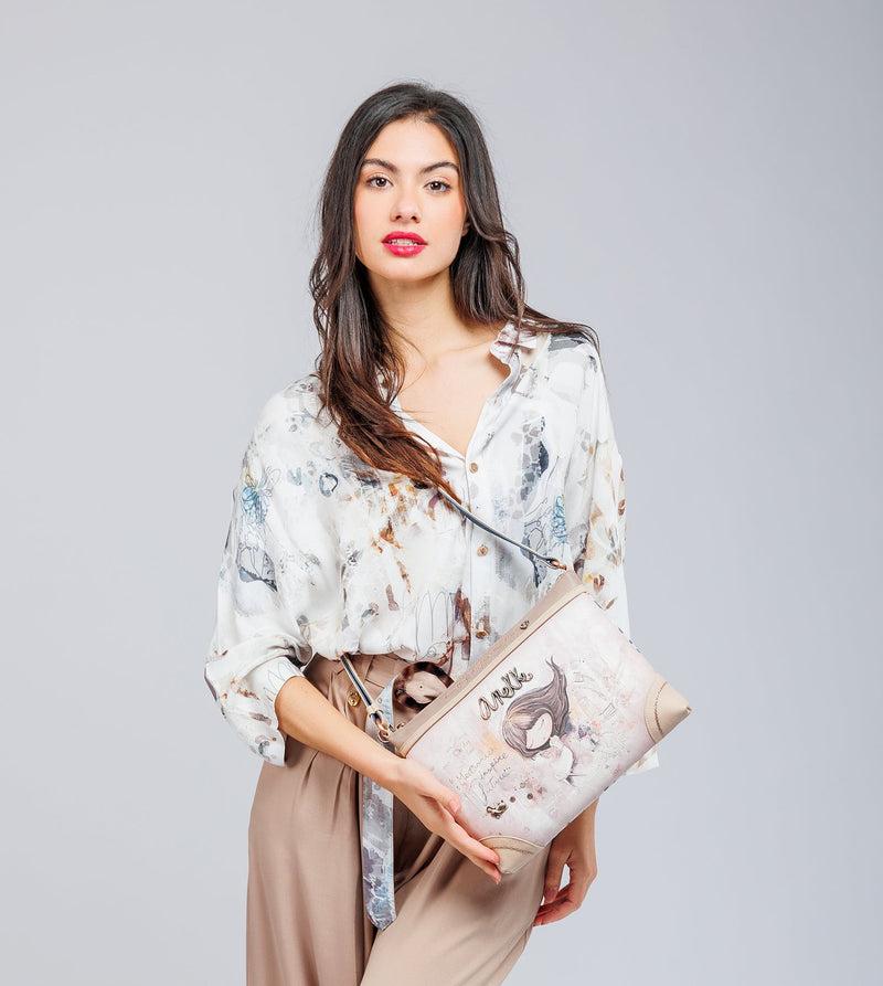Anekke Large printed crossbody bag Memories Solo queda un día