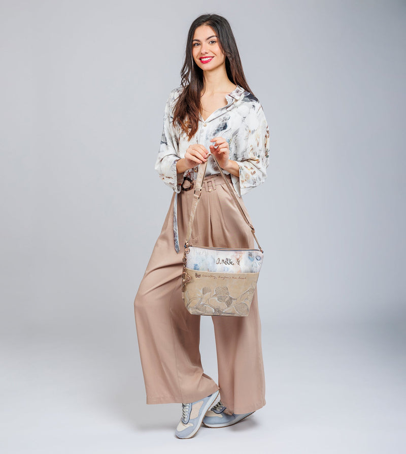 Anekke Large crossbody bag with front pocket Memories Envío gratis