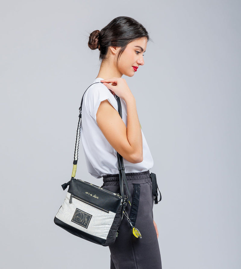 Anekke Printed crossbody bag with 3 compartments Memories Superdescuento