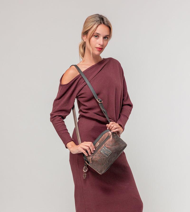 Anekke Wings 3-compartment crossbody bag Última moda