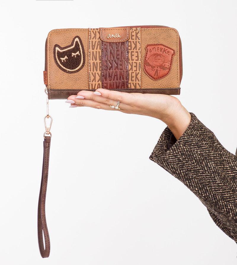 Anekke Large Urban logo wallet Rebajas de fábrica