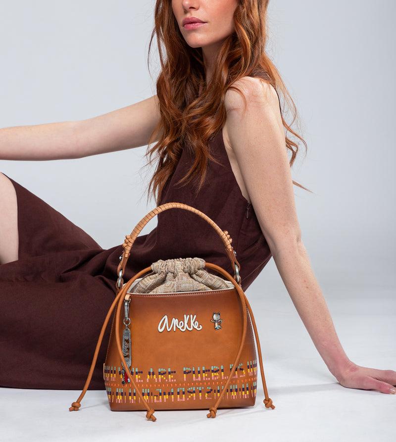 Anekke Magic Souls crossbody bag with shoulder strap En oferta