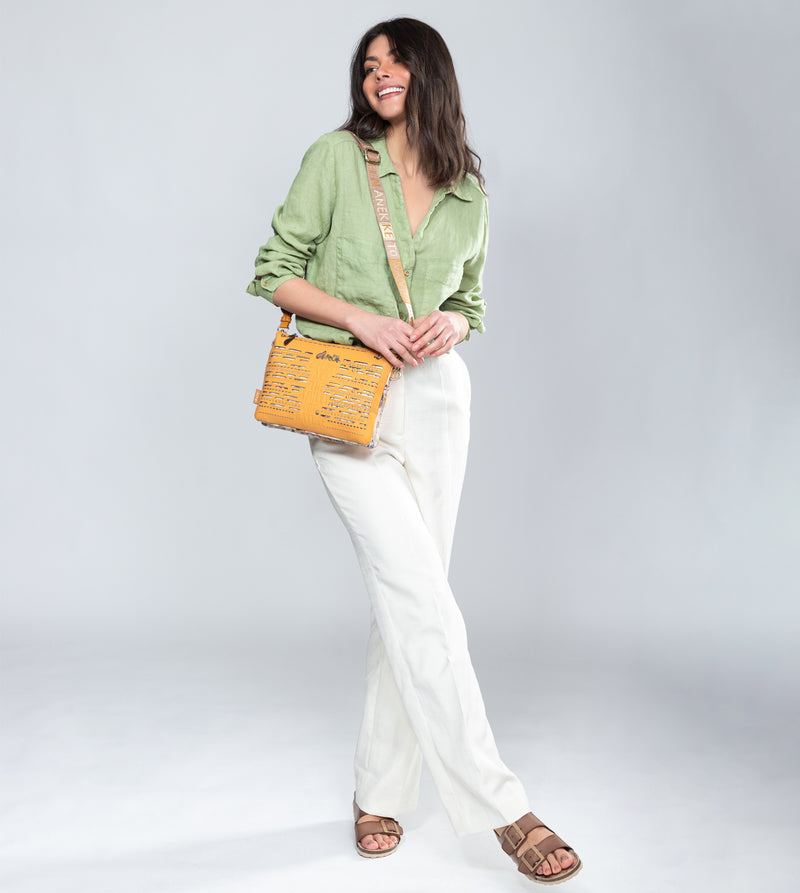 Anekke Nature Pachamama ochre crossbody bag with two compartments Precio ultrabajo