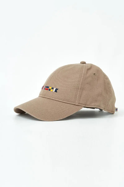 Batela Gorra de algodón con banderas náuticas bordadas. Beis - Batela