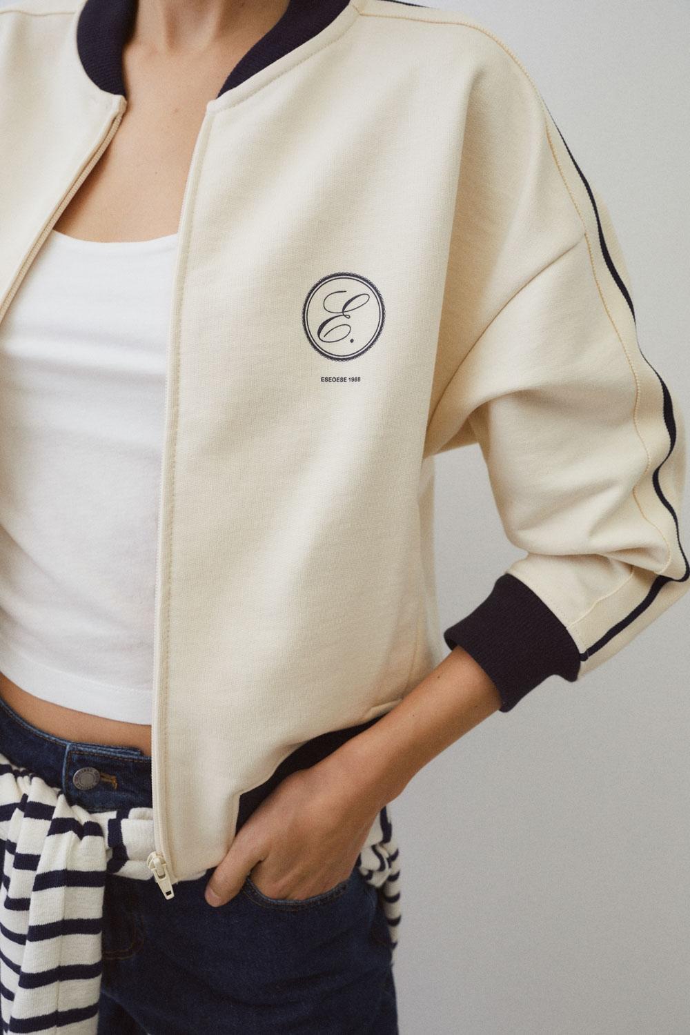 Eseoese BOMBER ALGODÓN LOUNGE Precio ultrabajo