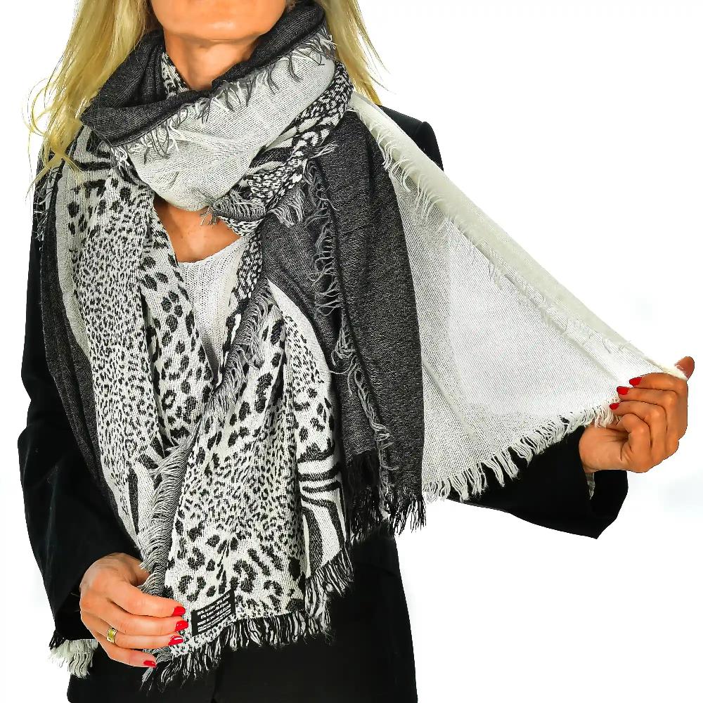 Firenze artegiani Fular bufanda diseño animal print doble solapa modal y lana. Made in Italy Venta caliente
