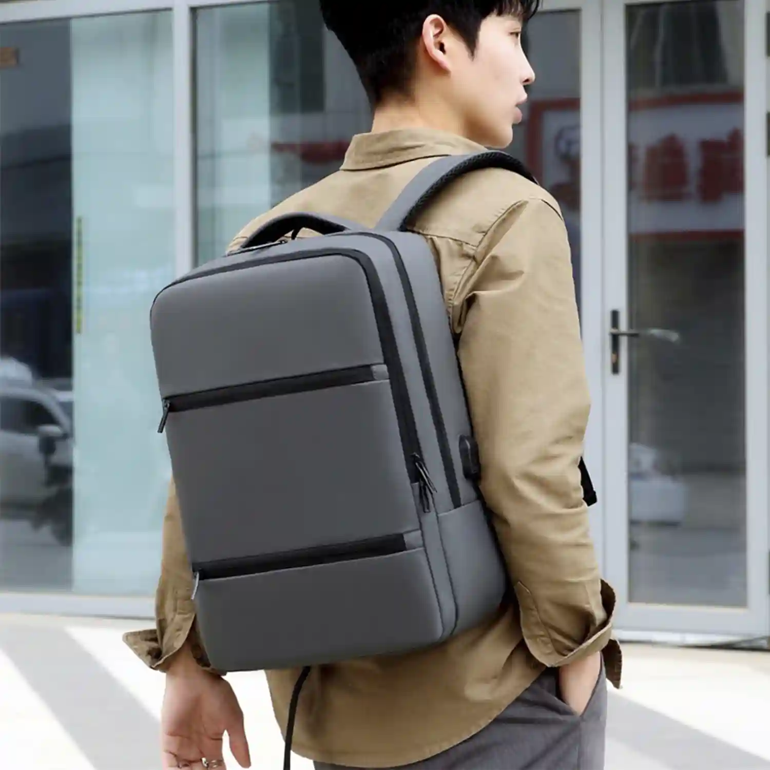 Firenze artegiani Mochila de viaje con gran resistencia impermeable y con conexión USB. Acolchada y ventilada Oferta especial de fábrica