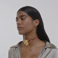 lavani Collar Lotus Flower Dorado Gran oferta