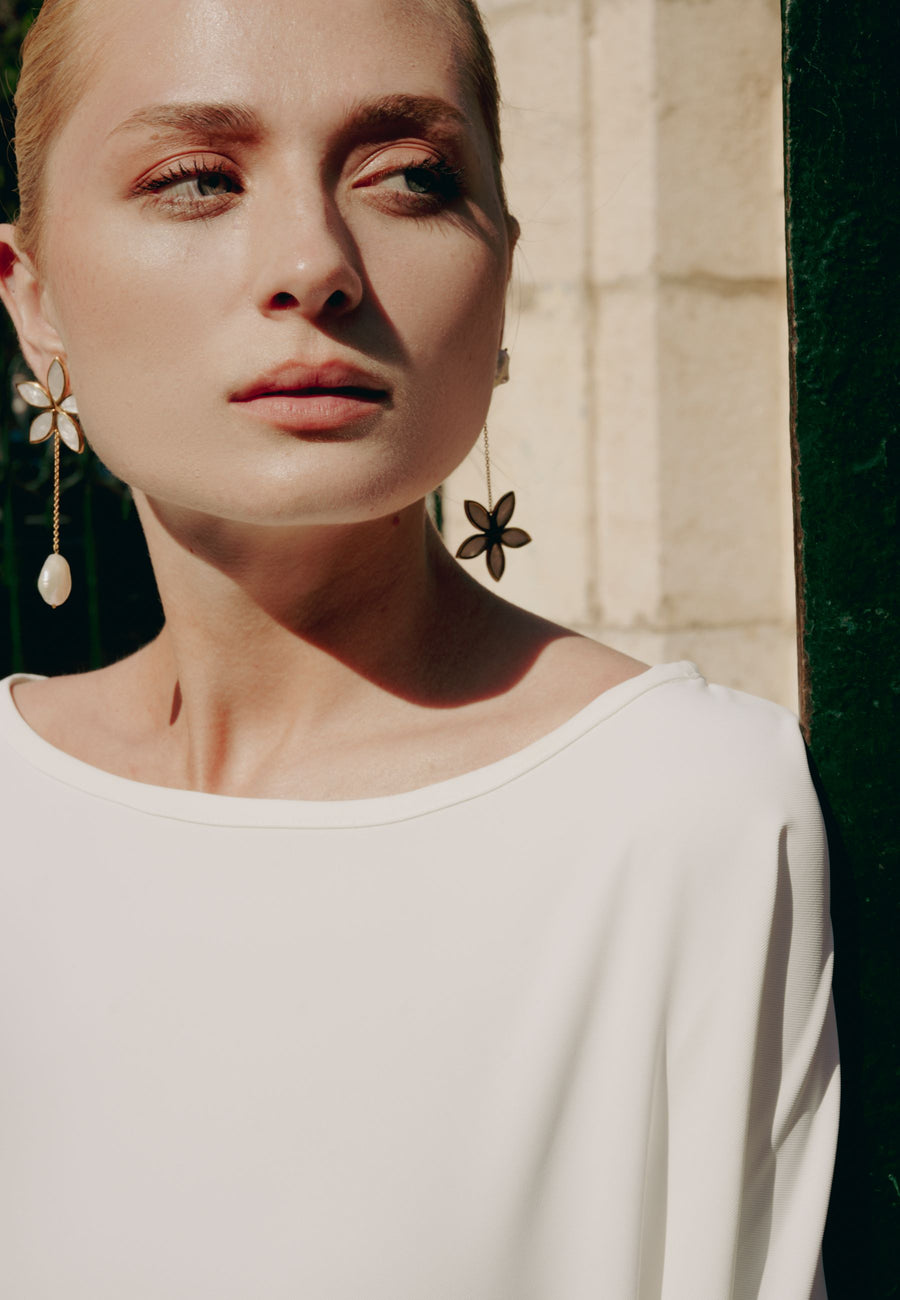 lavani Pendientes White Lotus Ofertas de temporada