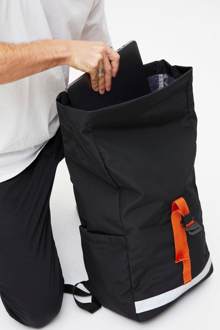 lefrik Mochila Lars Roll Black Vandra Solo queda un día