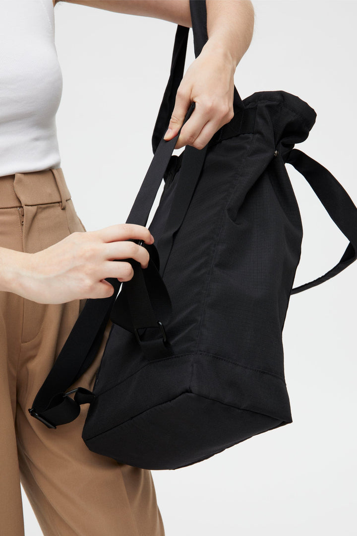 lefrik Bolso Tote Roots Maxi 15" Black Vandra Último día