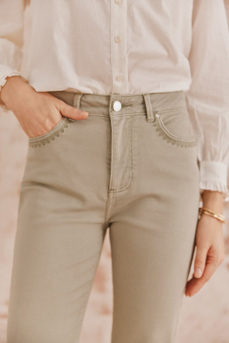 pedro del hierro Piedad. Jeans bordados Liquidación