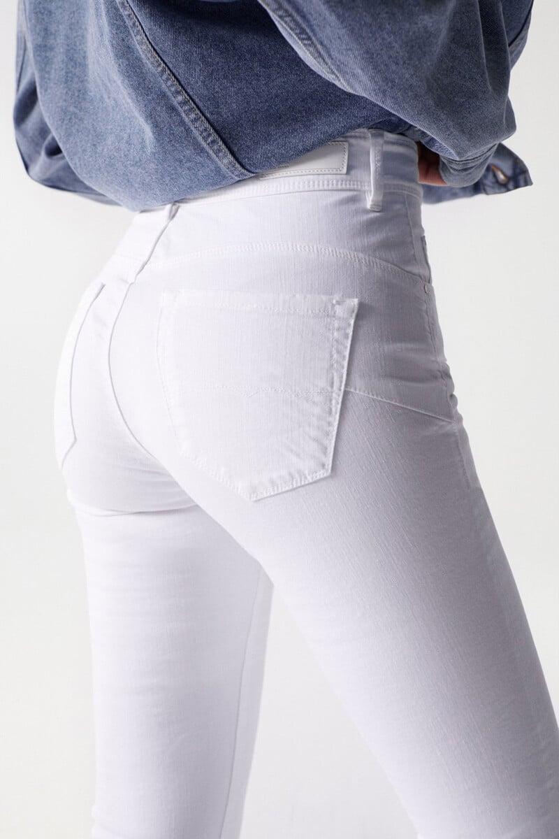 pedro del hierro Vaqueros faith push in cropped Solo queda un día