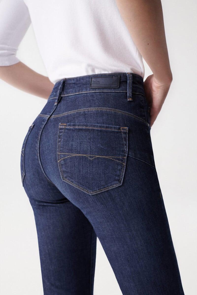 pedro del hierro Vaqueros faith push in flare Envío internacional gratuito