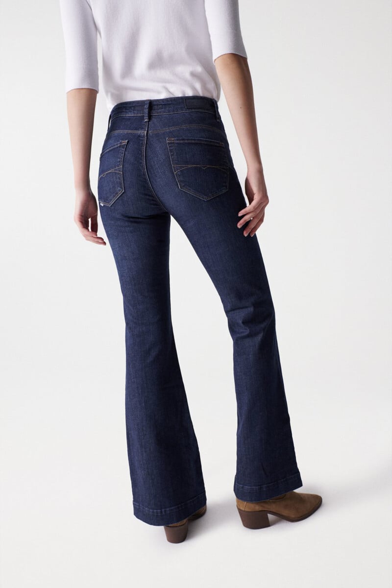 pedro del hierro Vaqueros faith push in flare Envío internacional gratuito