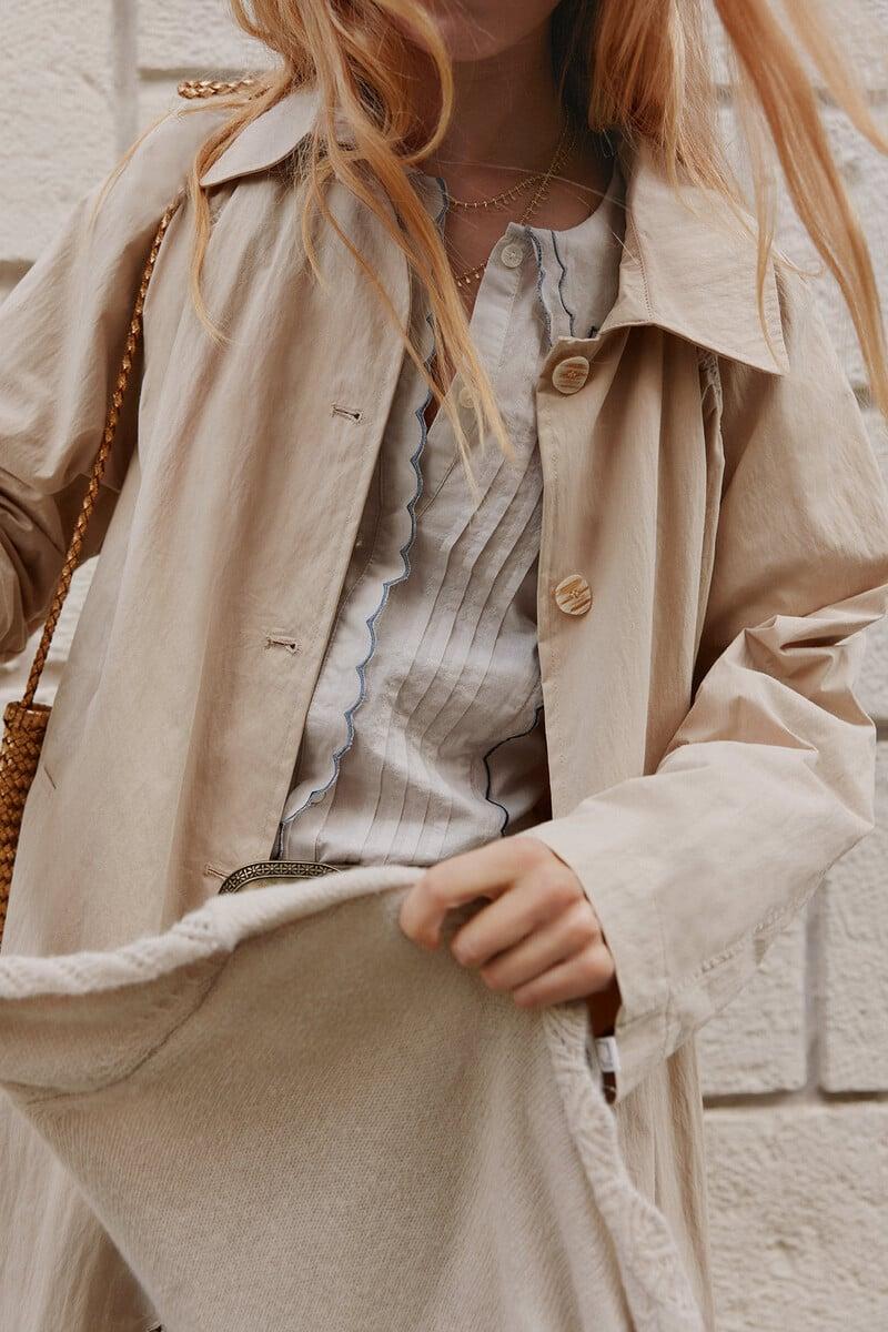pedro del hierro Diana. Gabardina larga Solo hoy