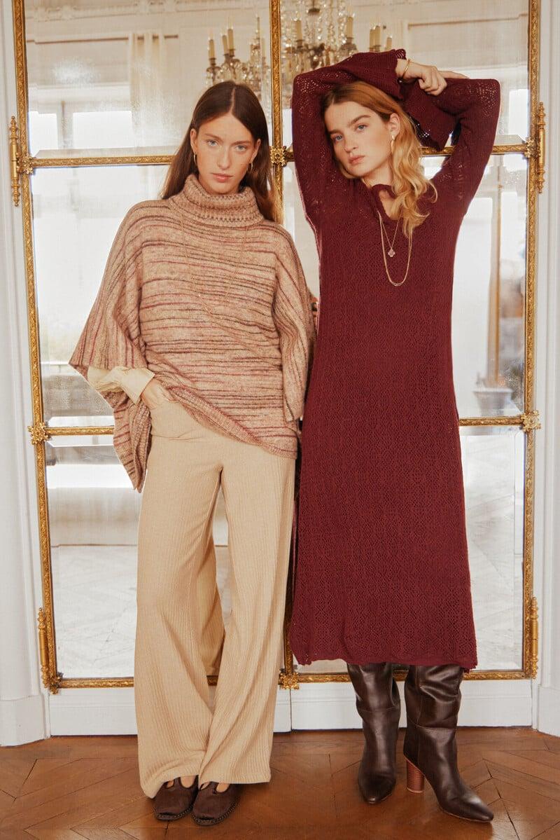 pedro del hierro Teocleta. Poncho de punto En línea