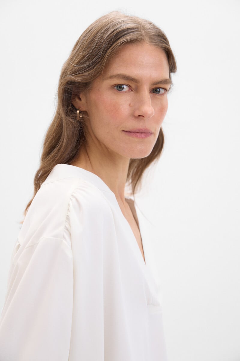 pedro del hierro Blusa fluida blanca En oferta