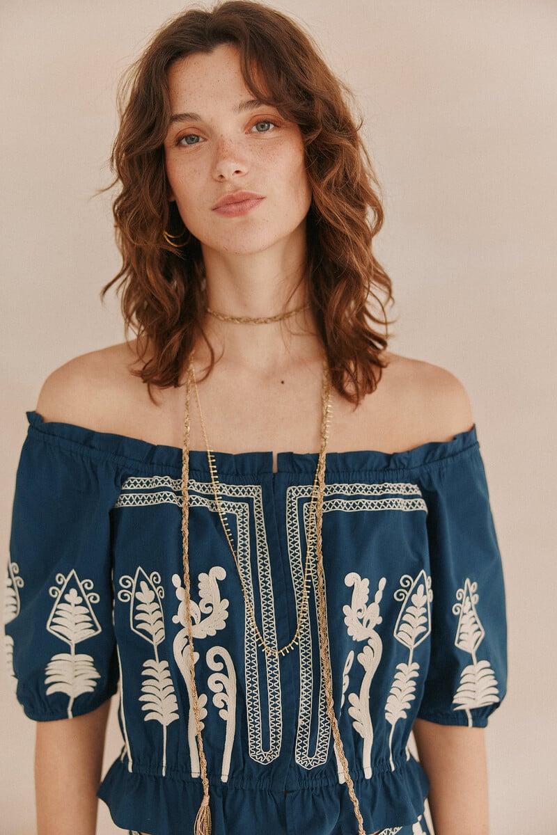 pedro del hierro Coral. Top bordado Envío gratis