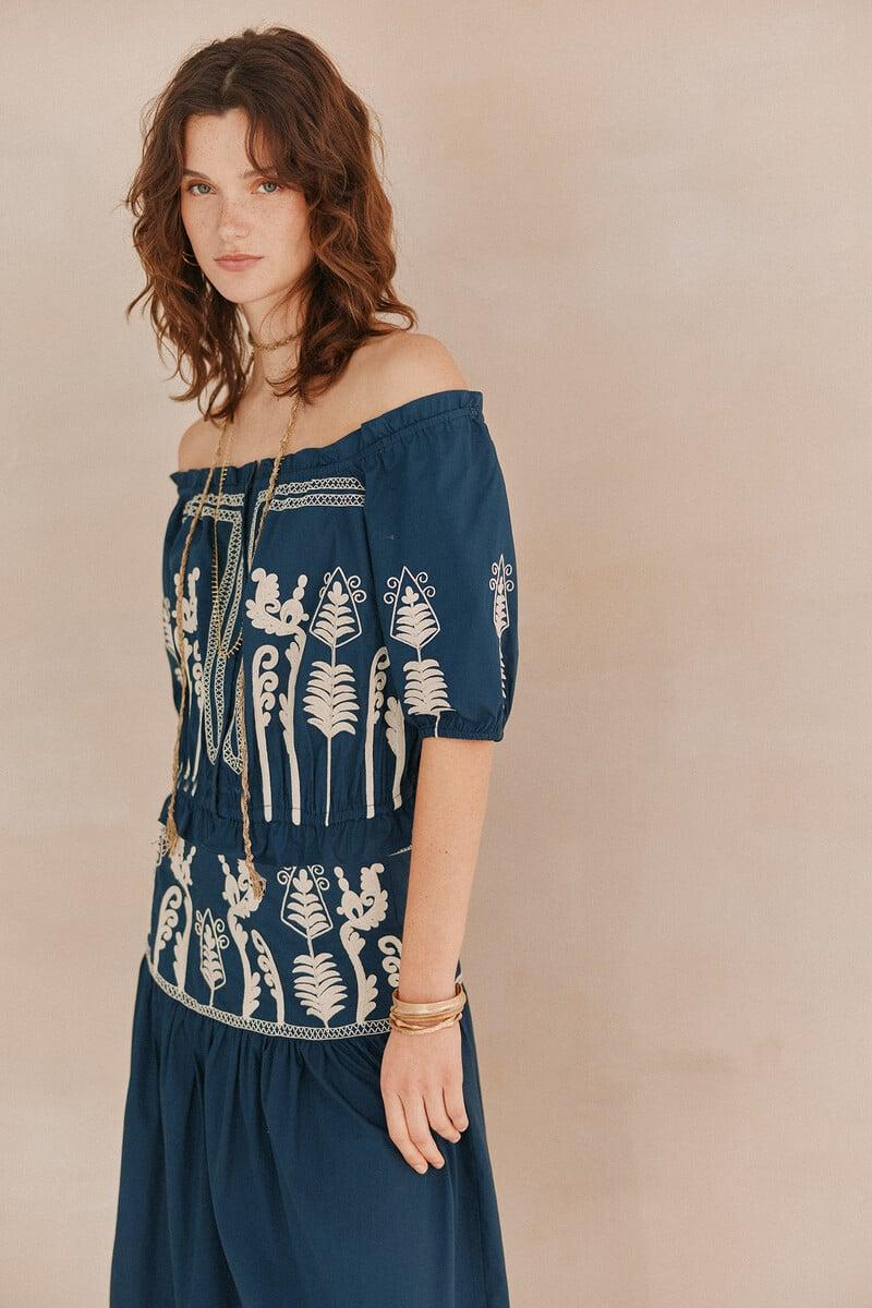 pedro del hierro Coral. Top bordado Envío gratis