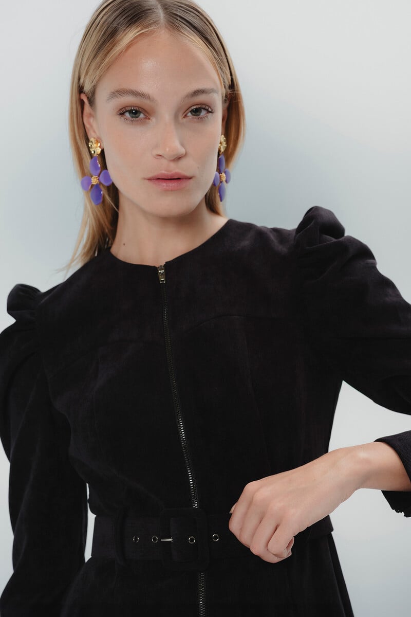 pedro del hierro Vestido negro con manga abullonada Últimos 2 días