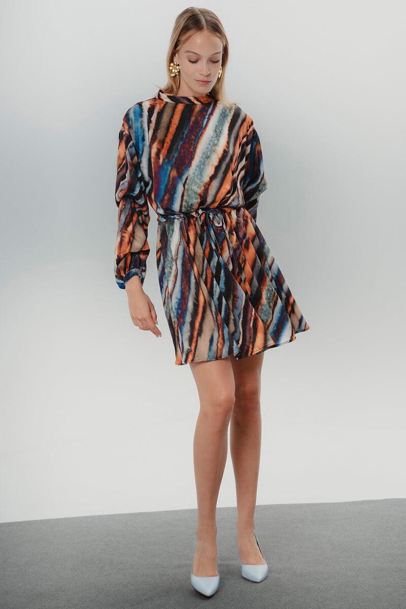 pedro del hierro Vestido corto de manga larga Madrid Promoción por tiempo limitado