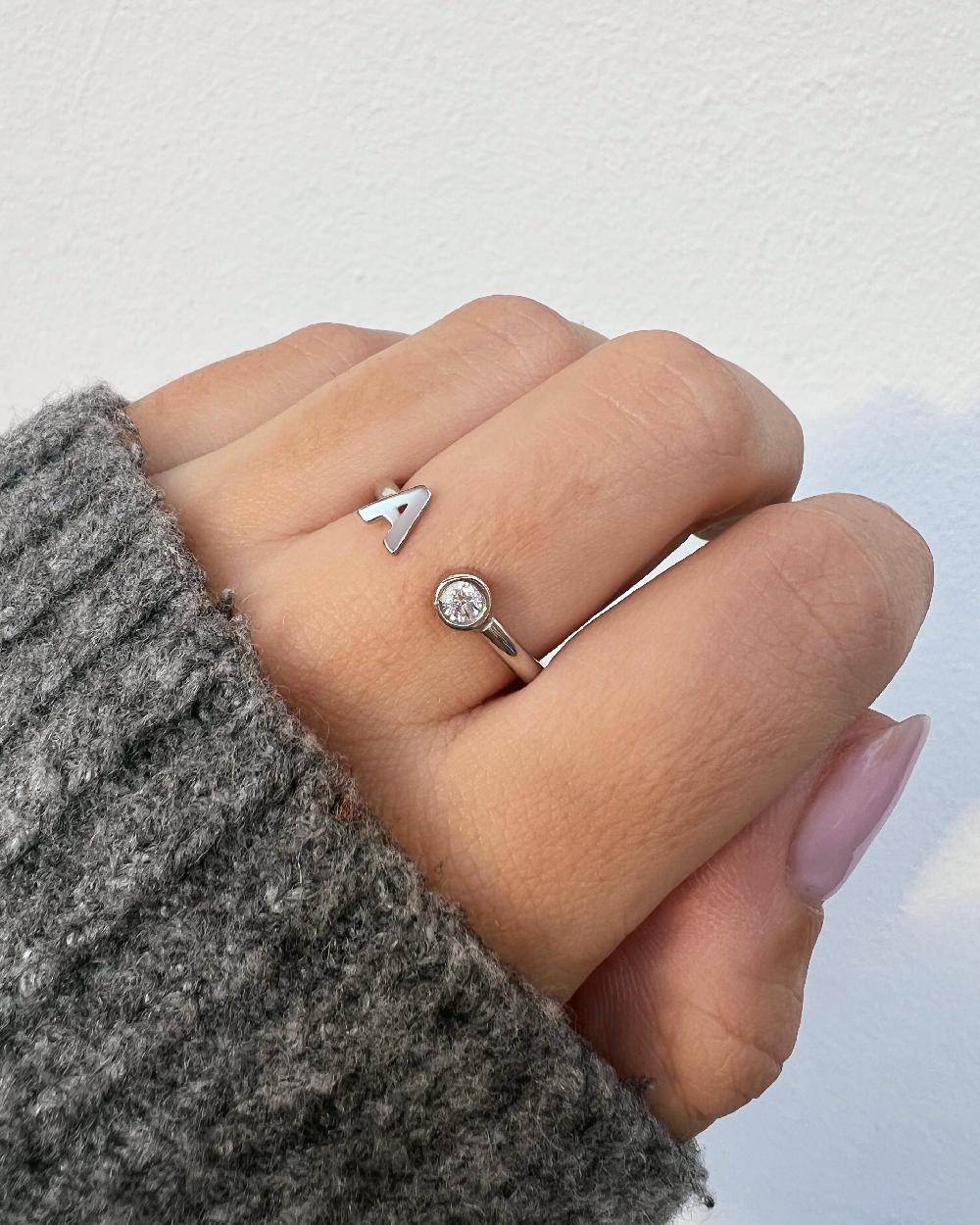 singularu Anillo Personalizado Letter Spark Plata Última moda
