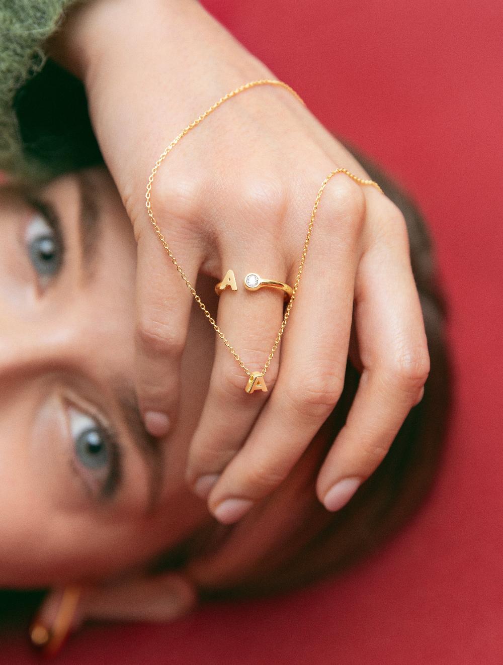 singularu Anillo Personalizado Letter Spark Plata Baño Oro Ventas relámpago