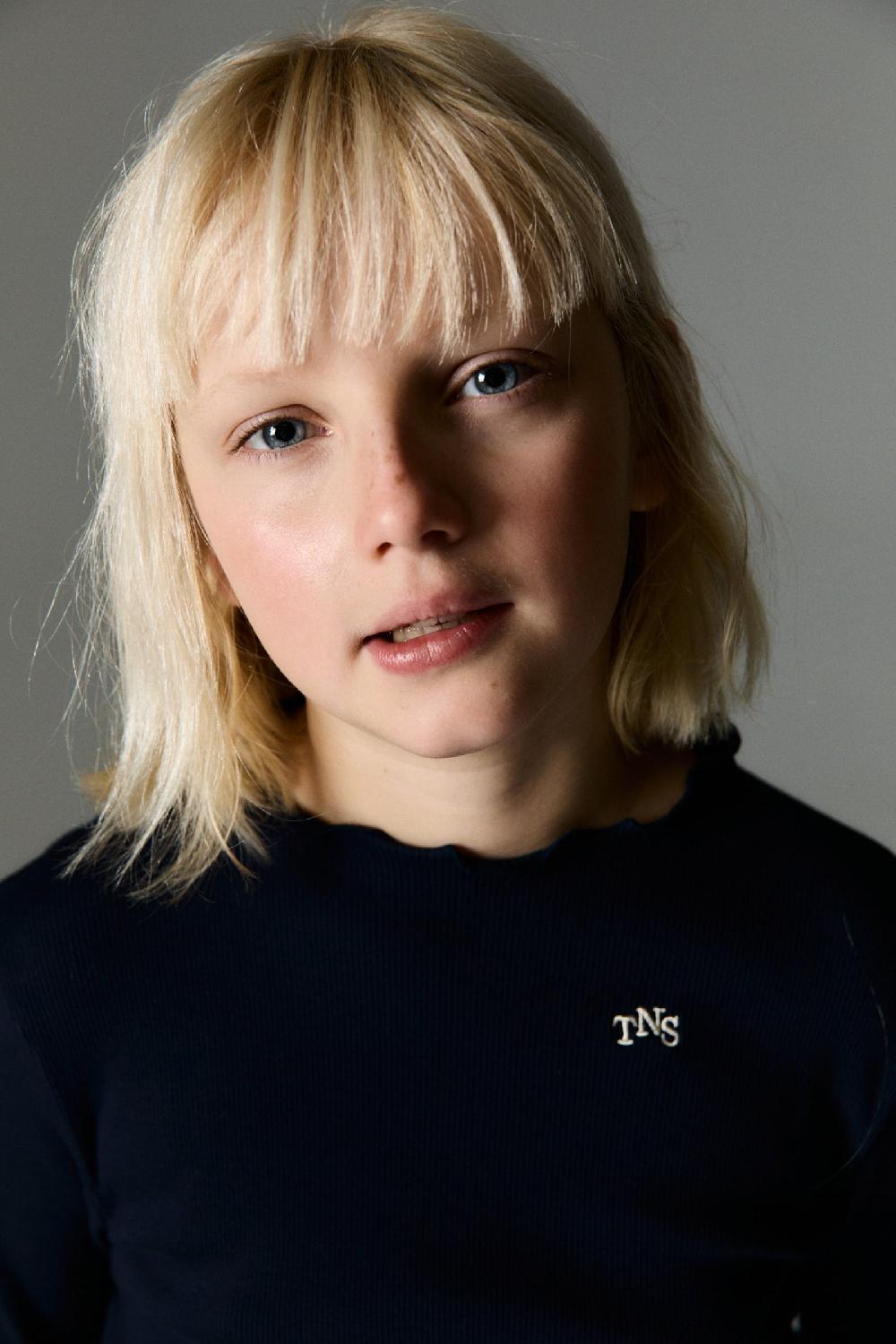 the new society Singapur Tee Midnight Navy ÚLTIMAS EDICIONES