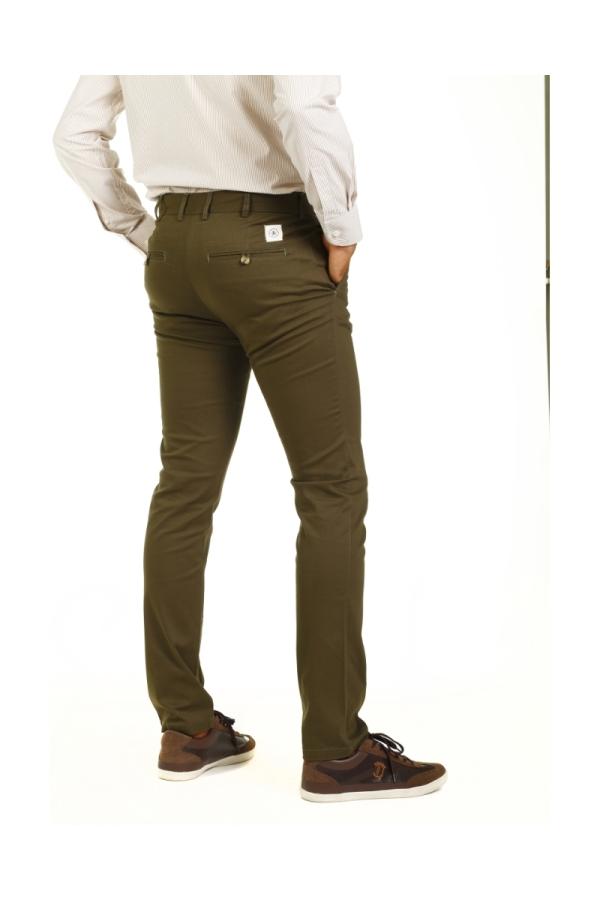 the time of bocha polo team Pantalón Chino Hombre The Time Of Bocha QV1PCHINO Oliva 2025