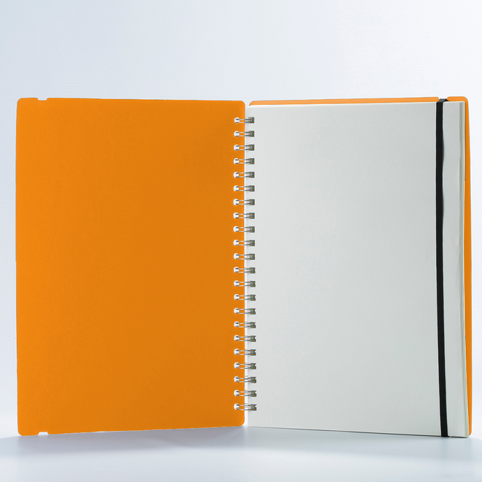 vacavaliente | Cuaderno Studio Liso A4 Pumpkin Orange Solo hoy