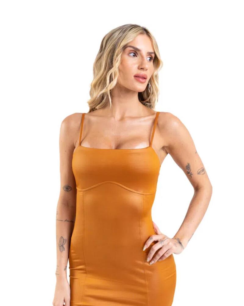 viceversa VESTIDO COLOR DORADO BY LA BELLAMAFIA Limitado a 3 días