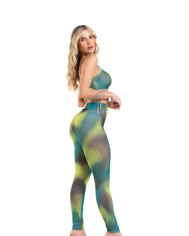 viceversa CONJUNTO TOP Y LEGGING VERDE BY LA BELLAMAFIA Último día