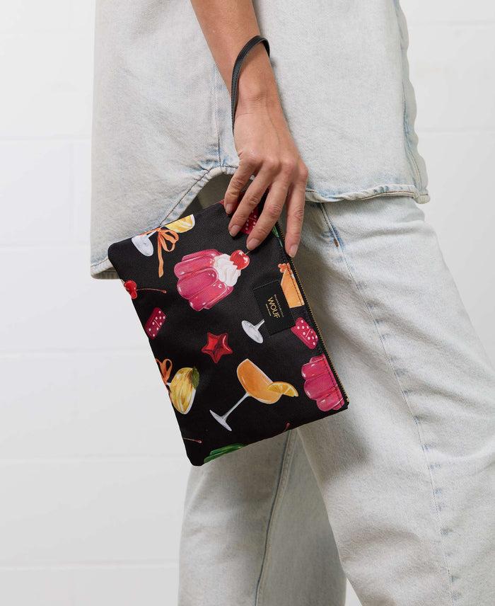 wouf Cheers XL Pouch Bag Última moda