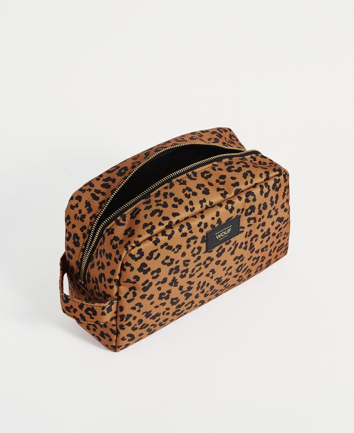 wouf Agar Large Toiletry Bag En oferta