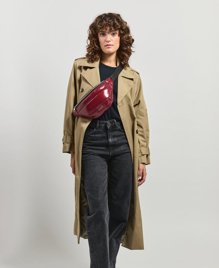 wouf Burgundy Glossy Waistbag Solo queda un día