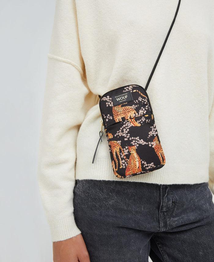 wouf Salome Crossbody Phone Bag Envío gratis