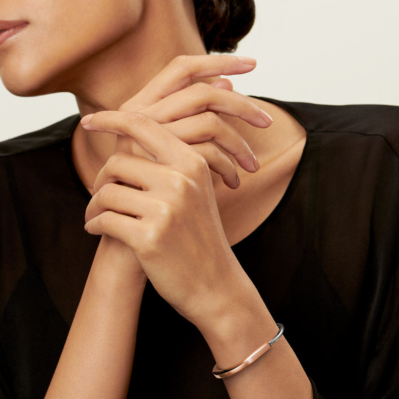 Tiffany & Co. Tiffany Lock Brazalete en oro rosa y blanco Mejor oferta