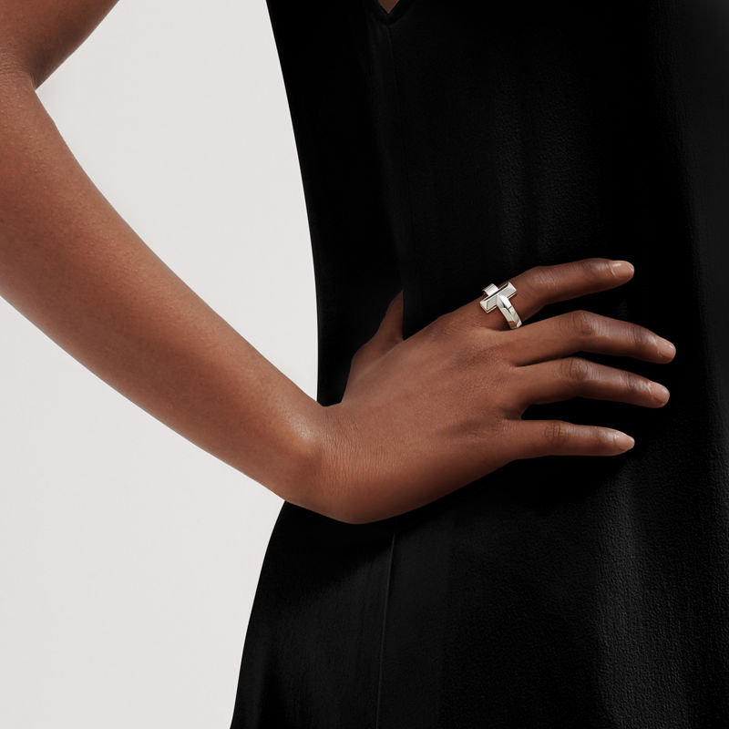 Tiffany & Co. Tiffany T T1 Anillo de oro blanco Últimos 3 días