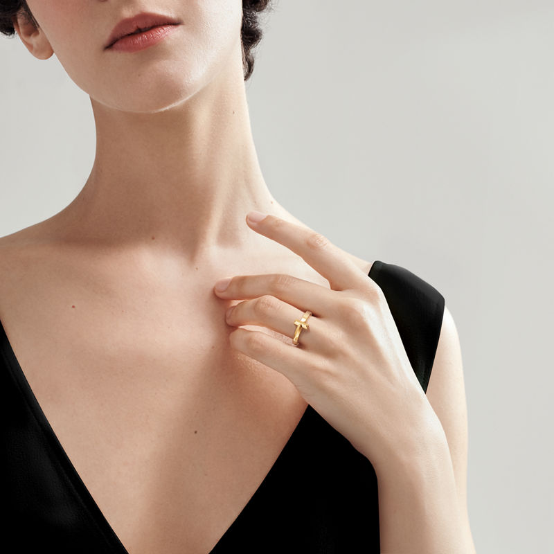 Tiffany & Co. Tiffany T T1 Anillo de oro amarillo Solo hoy