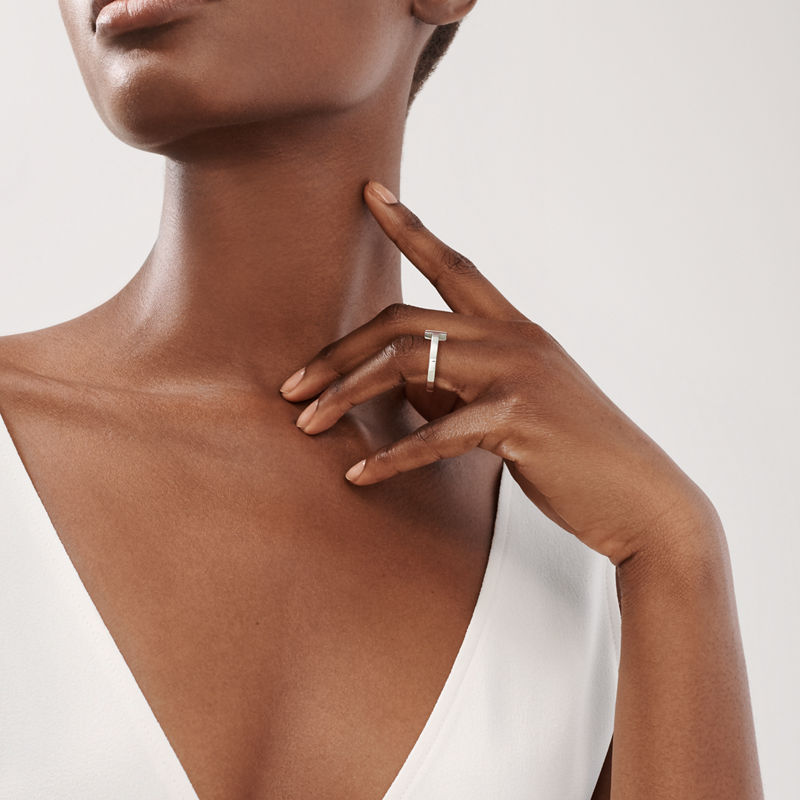 Tiffany & Co. Tiffany T Anillo Square de plata de ley Limitado a 3 días