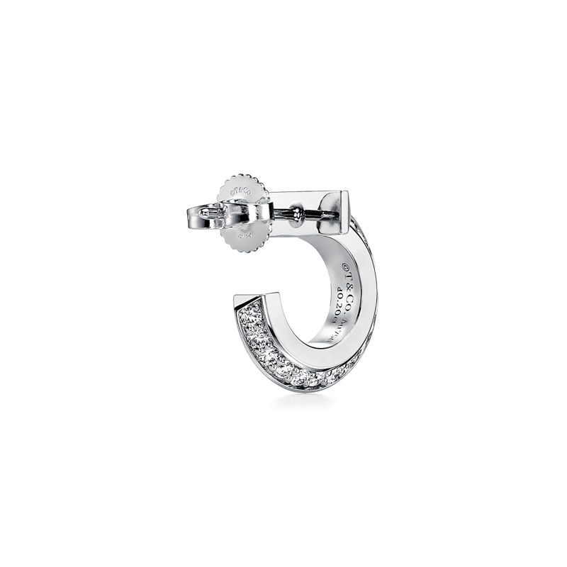 Tiffany & Co. Tiffany T Pendientes de aro T1 de oro blanco con diamantes Libre de impuestos