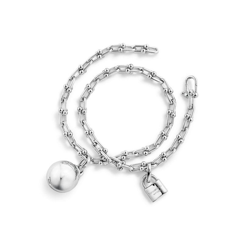 Tiffany & Co. Tiffany HardWear Pulsera de varias vueltas con eslabones pequeños de plata de ley Oferta exclusiva