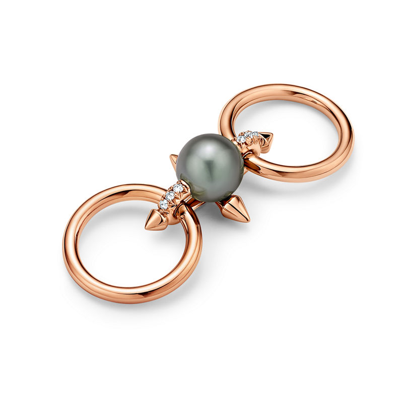 Tiffany & Co. Tiffany Titan by Pharrell Williams Anillo de perla de Tahití y oro con diamantes Envío gratis