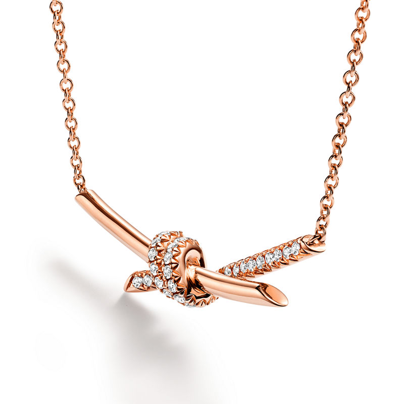 Tiffany & Co. Tiffany Knot Colgante en oro rosa con diamantes Grandes descuentos