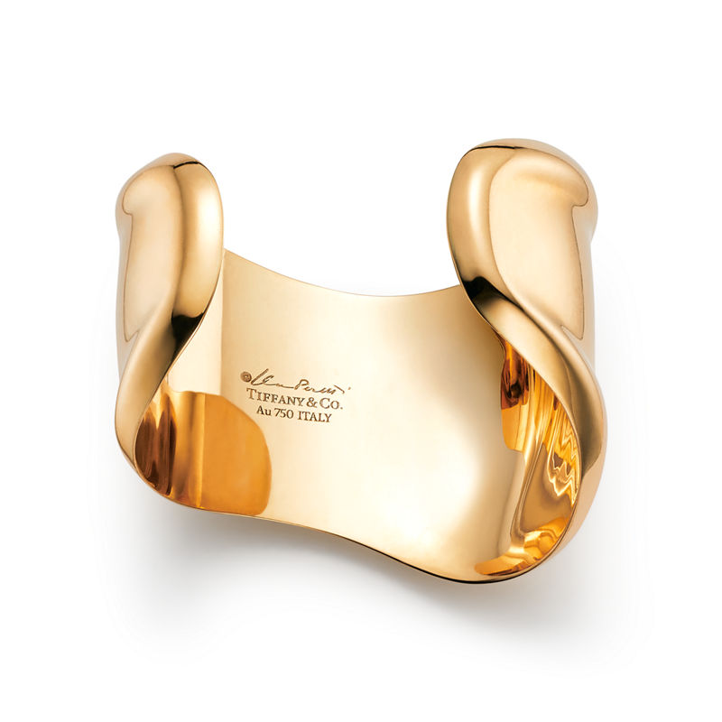 Tiffany & Co. Elsa Peretti® Brazalete Bone pequeño en oro de 18 quilates Outlet online