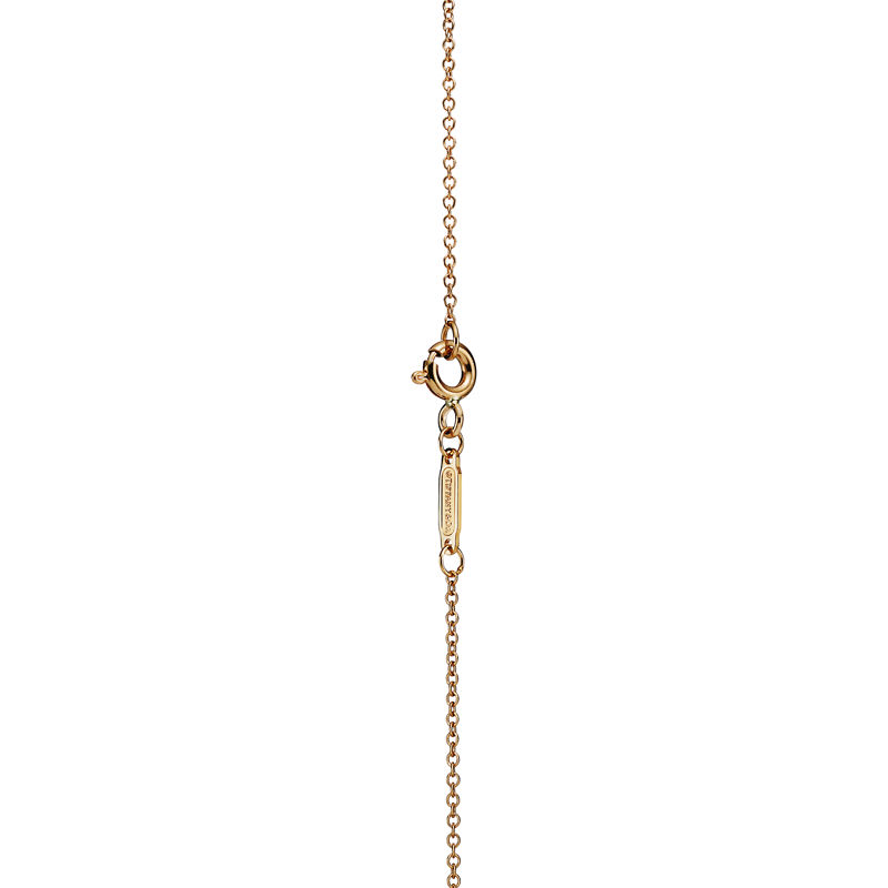 Tiffany & Co. Return to Tiffany™ Colgante con dos insignias de corazón en oro amarillo tamaño mini En oferta