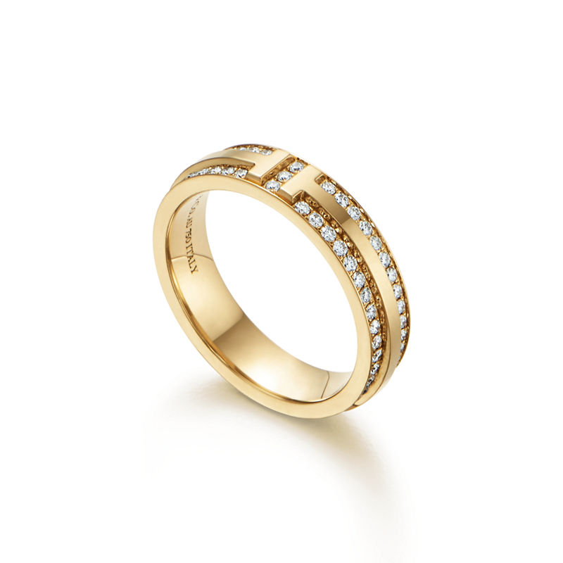 Tiffany & Co. Tiffany T Anillo estrecho de pavé de diamantes de oro amarillo Liquidación
